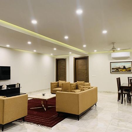 Sigma Lodge Исламабад Екстериор снимка