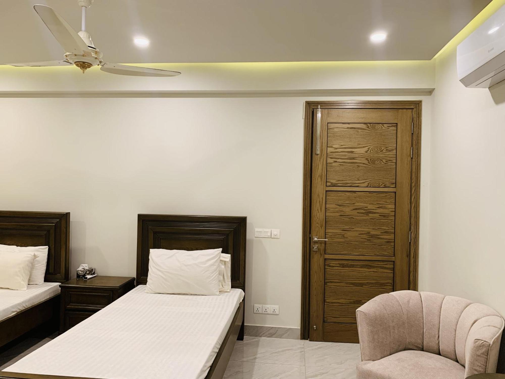 Sigma Lodge Исламабад Екстериор снимка